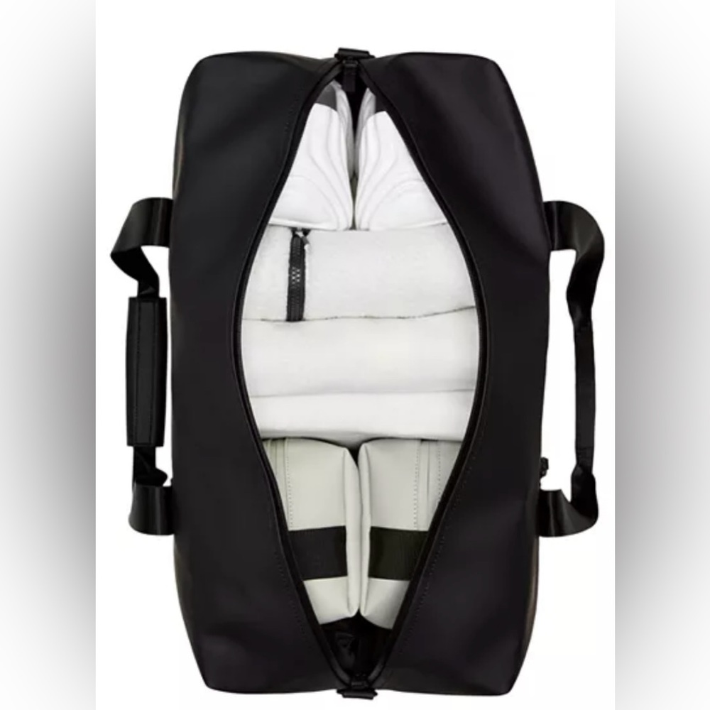 Rains Trail Waterproof Gym Bag in Black NWT - Picture 6 of 13